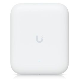 Ubiquiti U7 Punto de Acceso Inalámbrico WiFi 7 Outdoor, PoE+, Triple Banda 2.4/5/6 GHz, IPX6, hasta 200+ Clientes, Montaje Incluido Precio: 204.79000014. SKU: B1GL2ZDP97