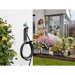 Gardena Soporte de Manguera de Pared Liano TapFix 20m - Almacenamiento Compacto y Práctico para Jardín Color Negro