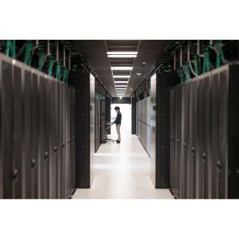 HPE Aruba Networking 6200F 12G Class4 PoE 2G/2SFP+ 139W Switch Gestionado L3 Gigabit Ethernet Montaje en rack Precio: 1477.4999998. SKU: B1JS2VM44W