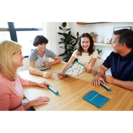 Mattel Games Scrabble Clásico 2 en 1 MATHWD44 con Tablero Reversible - Juego de Mesa para Niños y Adultos a partir de 8 años