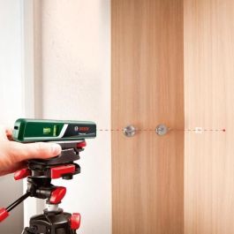 Bosch BOS4053423245158 Nivel láser EasyLevel con burbuja y soporte, línea y punto láser para alineación flexible Bosch BOS4053423245158 Nivel láser EasyLevel con burbuja y soporte, línea y punto láser para alineación flexible