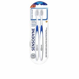 Sensodyne Cepillo Dental Suave para Dientes Sensibles y Encías – Pack 2 Unidades para Higiene Bucal Diaria Precio: 2.6899994. SKU: B1GMM5XJGQ