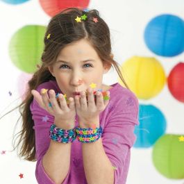 Bandai BAN1738045210754 Rainbow Loom Mini Combo Set Loomi Pals - Caja para hacer pulseras con 2100 elásticos y 60 charms