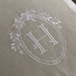 Today Cojín TOD1700216549240 Slub x Chambray x Bordado Berenice 40 x 40 cm