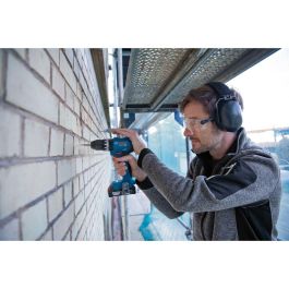 Bosch Professional BOS4059952635705 Taladro Percutor GSB 18V-45 18V con 2 baterías 2.0 Ah, cargador GAL 18V-20, maletín L-Case y 82 accesorios. Bosch Professional BOS4059952635705 Taladro Percutor GSB 18V-45 18V con 2 baterías 2.0 Ah, cargador GAL 18V-20, maletín L-Case y 82 accesorios.