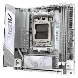 Gigabyte Placa Base GIGA X870I AORUS PRO ICE AMD X870 DDR5 Mini-ITX Wi-Fi 7