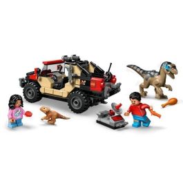 LEGO 76972 Set Jurassic World Huida Todoterreno y Raptor al Acecho con Velocirraptor, Minifiguras y Dinosaurio Bebé. Edad +6 años
