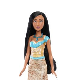 Mattel Hlw07 Muñeca Articulada Princesa Pocahontas Disney Princess, con conjunto de ropa brillante, collar y zapatos +3 años