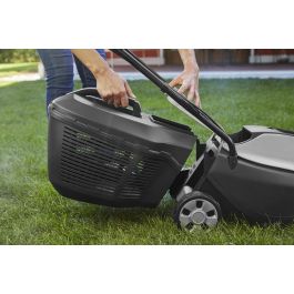 Alpina AL 3020 Li Kit: Cortacésped a batería 30 cm, 20V 4Ah Li-ion, ultracompacto. Incluye cargador y batería.