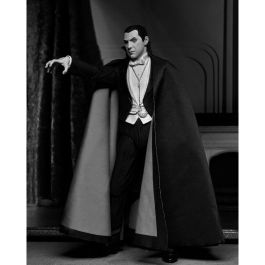 NECA Figura articulada Drácula Carfax Abbey Universal Monsters 18cm con accesorios