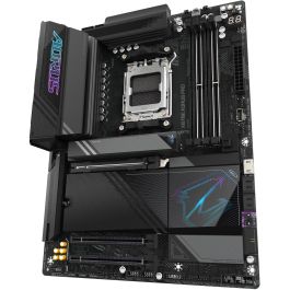 Gigabyte Placa base X870E AORUS PRO (9MX87EPRO-00-10) Socket AM5 AMD Ryzen 9000 Series DDR5 8000MHz Wi-Fi 7 2.5GbE PCIe 5.0 ATX