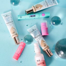 Essence Hydro Hero 24H Crema Hidratante #10-Soft Nude