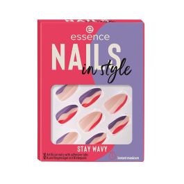 Uñas Postizas Essence Nails In Style Stay wavy Precio: 3.95000023. SKU: S05105222