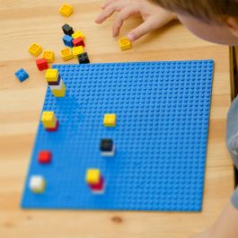 LEGO 10714 Classic Blue Baseplate - Placa Base de Construcción Azul 32x32 para Niños de 4+ Años