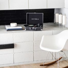 Victrola Tocadicos maleta Journey + Negro