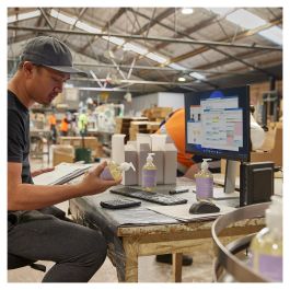 HP Pro Mini 400 G9 Ordenador de Sobremesa Intel Core i7-13700T 16GB RAM 512GB SSD W11P