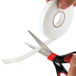 Je cherche une Idee Cinta Adhesiva Doble Cara Espuma Fijación Extra Fuerte 3 Metros