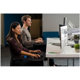 Kensington Brazo SmartFit ajustable para 2 Monitores de 13-32", montaje atornillado, carga máxima 9kg, Plata
