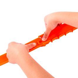 Hot Wheels Pista Gorilla Garage Attack JHL92, Set de Juego con Coche a Escala 1:64 para Niños +4 Años, Enfrenta al Gorila