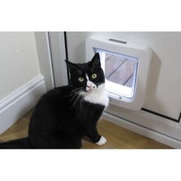 SUREFLAP Solapa de gato grande con chip electrónico blanco SUREFLAP Solapa de gato grande con chip electrónico blanco