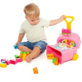 Carrito maleta trolley rosa con 20 bloques. Carrito maleta trolley rosa con 20 bloques.