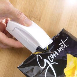Selladora de Bolsas con Imán para Nevera Magseal InnovaGoods Selladora de Bolsas con Imán para Nevera Magseal InnovaGoods