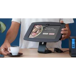 Compulocks Soporte de Seguridad Kiosk VESA Fijo 45 Grados para Mostrador y Pared | Base de Montaje Core Negro Compulocks Soporte de Seguridad Kiosk VESA Fijo 45 Grados para Mostrador y Pared | Base de Montaje Core Negro