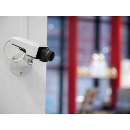 Axis M1135 MK II Cámara IP Box 2MP 1080p con Lente Varifocal 3-10.5mm, WDR Forense y Lightfinder para Interior