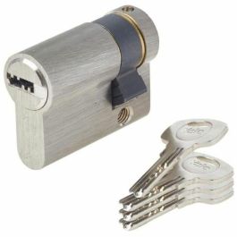 Yale Cerradura de medio cilindro para puerta de garaje, sistema 6 pines, 4 llaves, 30 x 10 mm Precio: 32.49999984. SKU: B1BNCL53WF
