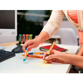 Stabilo Pointball Bolígrafo Retráctil, Punta 0.5 mm, Tinta Azul, 79% Plástico Reciclado