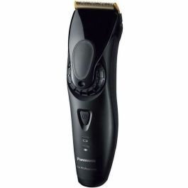 Cabeza de cabello - Panasonic - ER -GP 74 - 6 Longitudes de corte - 3 accesorios peine - 50 minutos de uso inalámbrico.