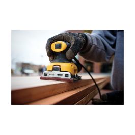 Lijadora orbital Dewalt DWE492DUO1-QS 230 W Precio: 127.50000021. SKU: S7911685