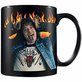 Taza Mug Stranger Things HELLFIRE CLUB & EDDIE Negro 315 ml Precio: 10.95000027. SKU: B1FW9X5KSK