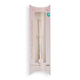 Revolution Make Up #R4 FLUFFY Blending Brush Brocha de Maquillaje Vegana para Difuminar y Pulir con Fibras Sintéticas Antibacterianas 1 Unidad Precio: 5.59000035. SKU: B14Y9K7WQS