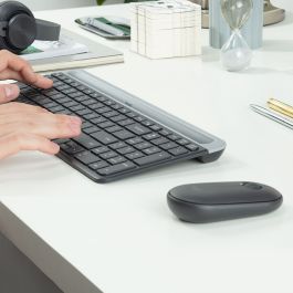 Logitech Slim Wireless Keyboard and Mouse Combo MK470 Logitech Slim Wireless Keyboard and Mouse Combo MK470