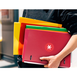 Antartik Carpeta con recambio A4 cuadro 5mm forrada 4 anillas 25mm redondas color frambuesa