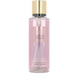 Victoria's Secret VELVET PETALS fragrance body mist para mujer, 250 ml Precio: 18.49999976. SKU: B1496F9BJV