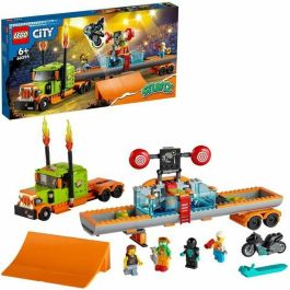 Playset Lego 60294 City Stunt Show Truck Precio: 63.50000019. SKU: S7145041