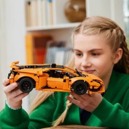 LEGO Technic 42196 Lamborghini Huracán Tecnica Coche de juguete naranja Para niños a partir de 9 años