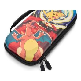 Power A 1522646-01 Estuche Protector Compacto para Nintendo Switch OLED, Switch, Switch Lite con Charizard vs Pikachu