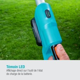 GARDENA TCS 20 / 18V P4A Podadora de Pértiga con Batería 18V 2.5Ah y Cargador, Cabezal Giratorio, Alcance 4m, Guía 20cm GARDENA TCS 20 / 18V P4A Podadora de Pértiga con Batería 18V 2.5Ah y Cargador, Cabezal Giratorio, Alcance 4m, Guía 20cm