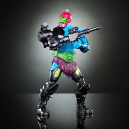 Masters of the Universe: New Eternia - Figura articulada Trap Jaw de 17,7cm con 30 puntos de articulación y múltiples accesorios intercambiables