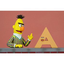 NECA Figura Ultimate Blas Barrio Sésamo 18cm con Manos, Cabezas, Cejas Intercambiables y Accesorios Coleccionables