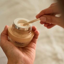 Sensai ULTIMATE the eye cream 15 ml Crema Antiojeras y Bolsas para Contorno de Ojos