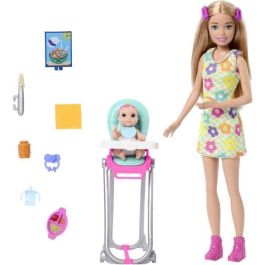 Barbie Muñeca Skipper Niñera Con Trona Y Bebe HTK35