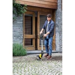 Eliminador de malezas a batería KARCHER WRE 18-55 (con batería extraíble de 18V / 2.5 Ah + cargador estándar) Eliminador de malezas a batería KARCHER WRE 18-55 (con batería extraíble de 18V / 2.5 Ah + cargador estándar)
