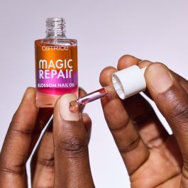 Catrice MAGIC REPAIR BLOSSOM Aceite para Uñas Reparador Bifásico 8 ml - Nutre y Restaura Cutículas Secas