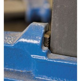 Piher Aprieto Modelo E-15cm Ref. 03015 - Alcance 8,5cm, Fuerza Máxima 900kg, Llanta Acero, Freno Antideslizante