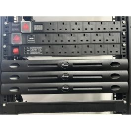EQUIP Panel ciego 19" 1U sin herramientas negro