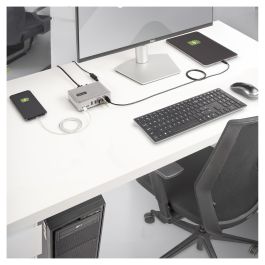 StarTech 10G5A2CS Hub USB-C de 7 Puertos, Autoalimentado, 10 Gbps, USB 3.2 Gen 2 Tipo-A y Tipo-C, Color Plata